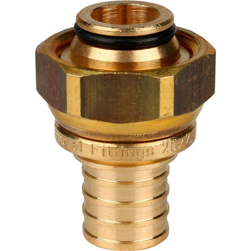 Переходник аксиальный с накидной гайкой евроконус 20x3/4 внутренняя резьба Vieir